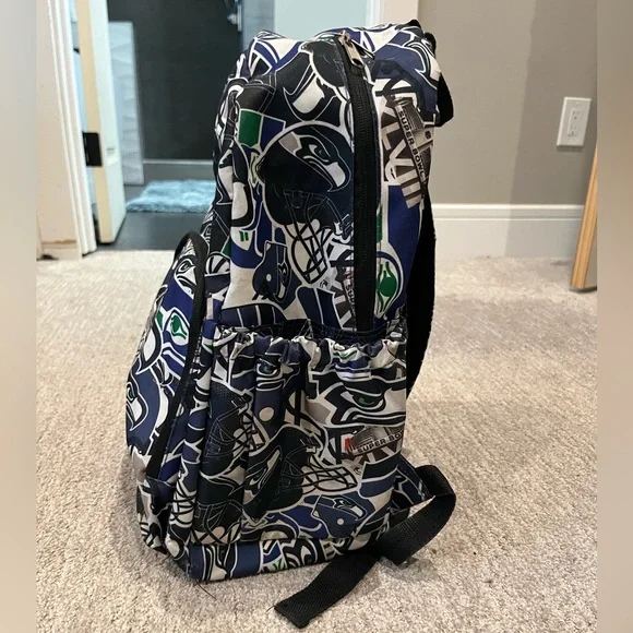Seattle Seahawks Super Bowl Backpack 🏈 - Picture 3 of 4